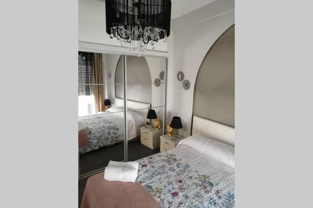 Apartamento Luminoso loft con WIFI Monforte De Lemos Exterior foto