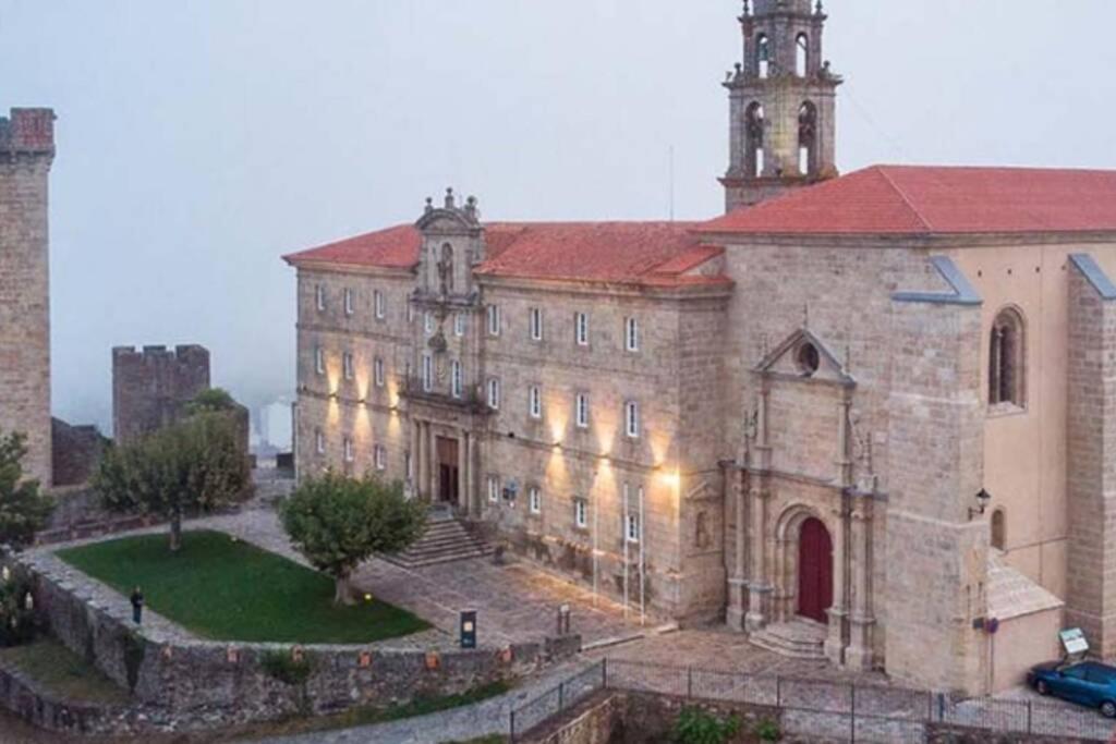 Apartamento Luminoso loft con WIFI Monforte De Lemos Exterior foto